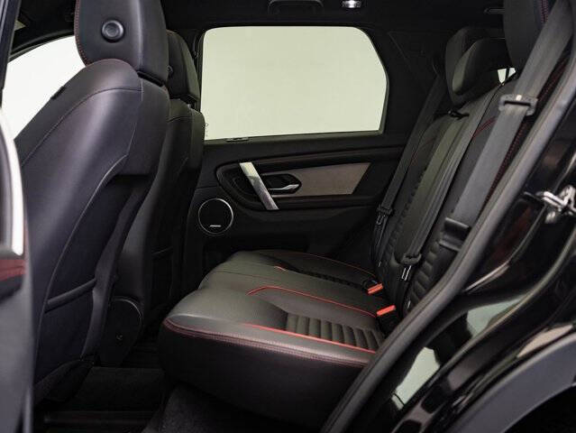 2023 Land Rover Discovery Sport P250 SE R-Dynamic