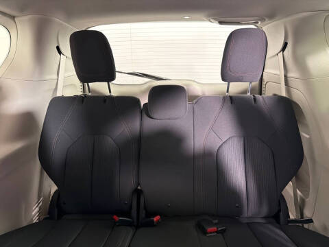 2019 Chrysler Pacifica LX