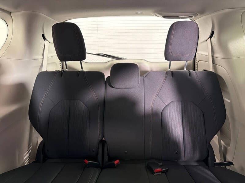 2019 Chrysler Pacifica LX