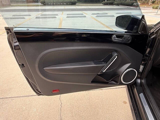 2012 Volkswagen Beetle Black Turbo