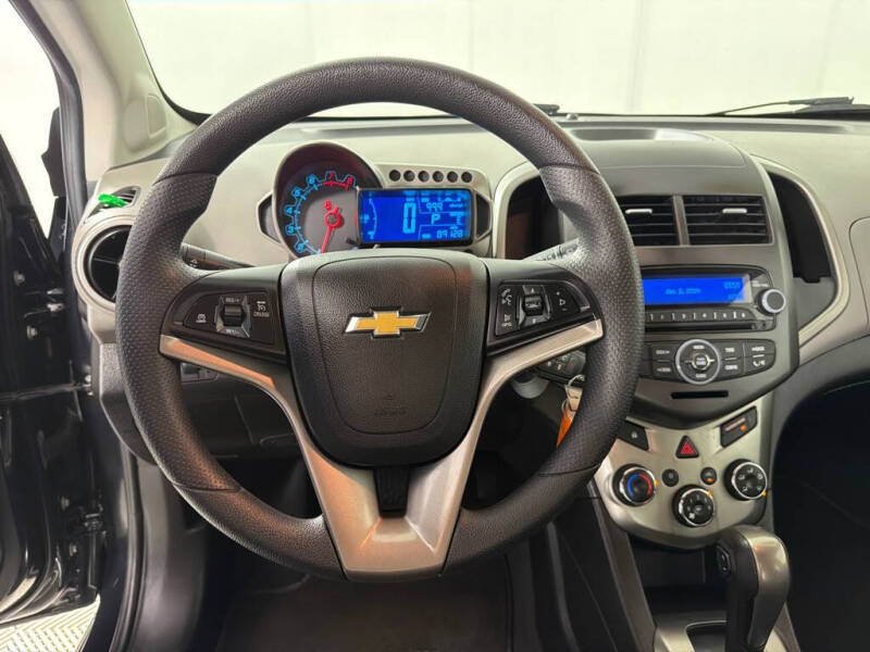 2015 Chevrolet Sonic LT Auto