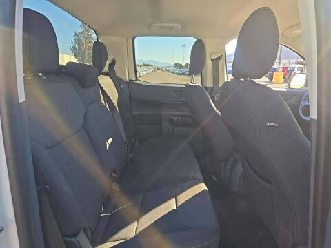 2022 Ford Maverick XL