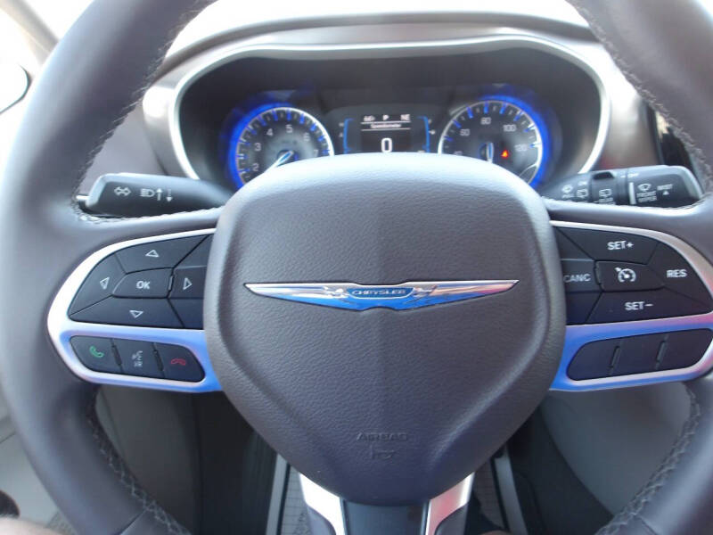 2017 Chrysler Pacifica Touring Plus