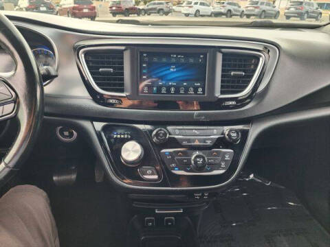 2020 Chrysler Pacifica Touring