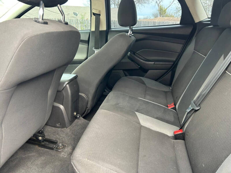 2012 Ford Focus SE