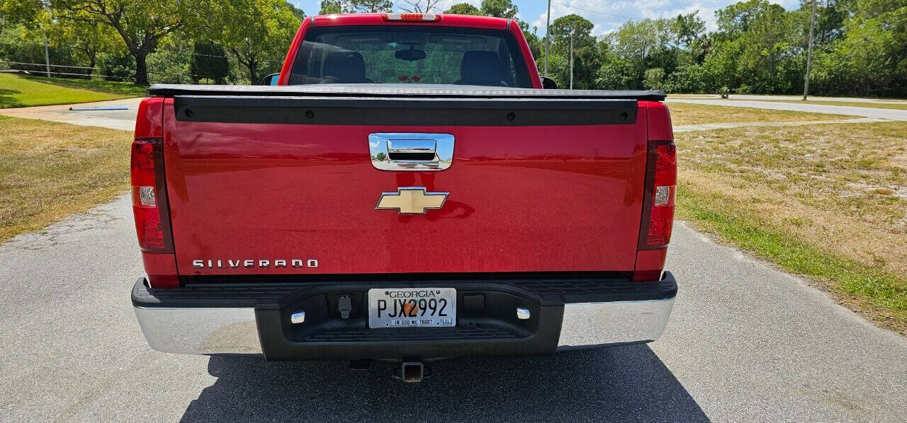 2007 Chevrolet Silverado 1500 for sale at FLORIDA CORVETTE EXCHANGE LLC in Hudson, FL