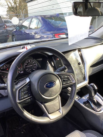 2024 Subaru Outback Premium