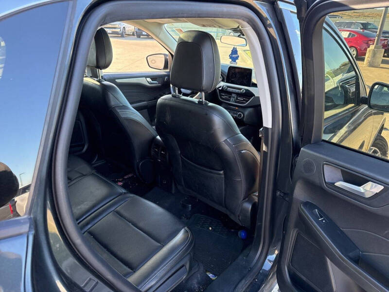 2022 Ford Escape SEL