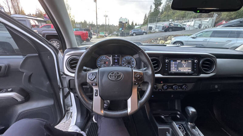 2017 Toyota Tacoma SR5 V6