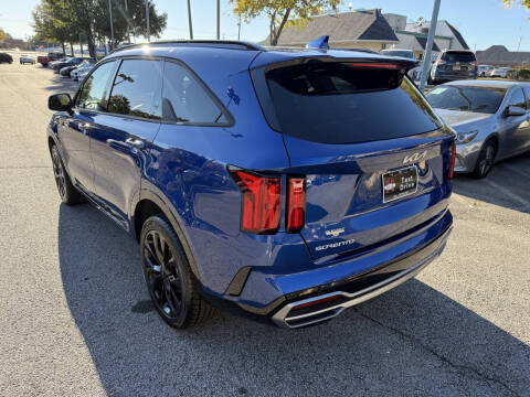 2023 Kia Sorento SX