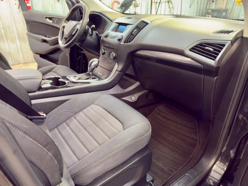 2015 Ford Edge SE
