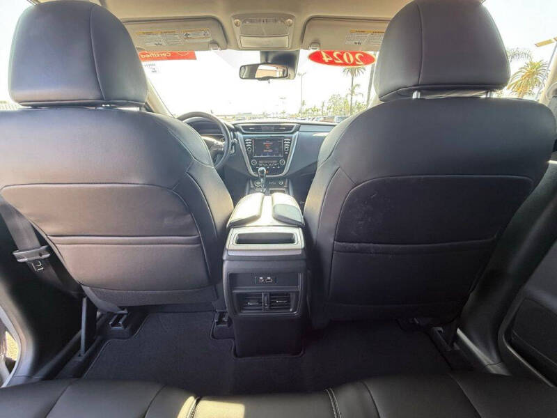 2024 Nissan Murano SV