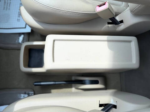 2005 Mercury Monterey Luxury