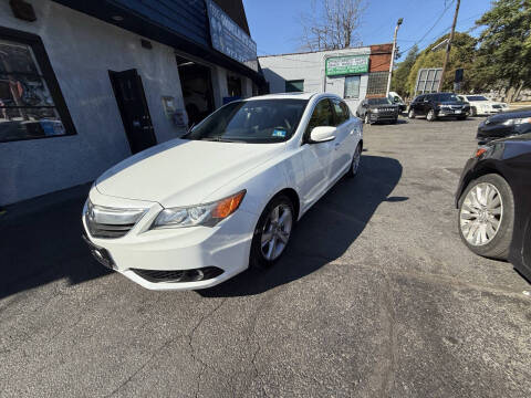 2013 Acura ILX 2.0L w/Premium