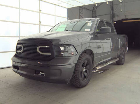 2016 RAM 1500 SLT