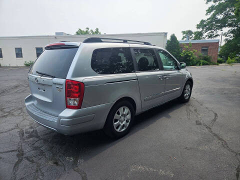 2007 Hyundai Entourage Limited