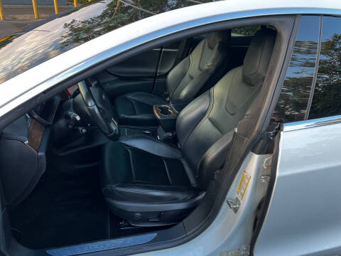 2017 Tesla Model S 75
