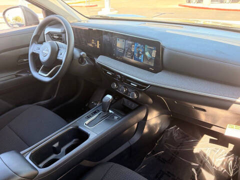 2026 Nissan Kicks S