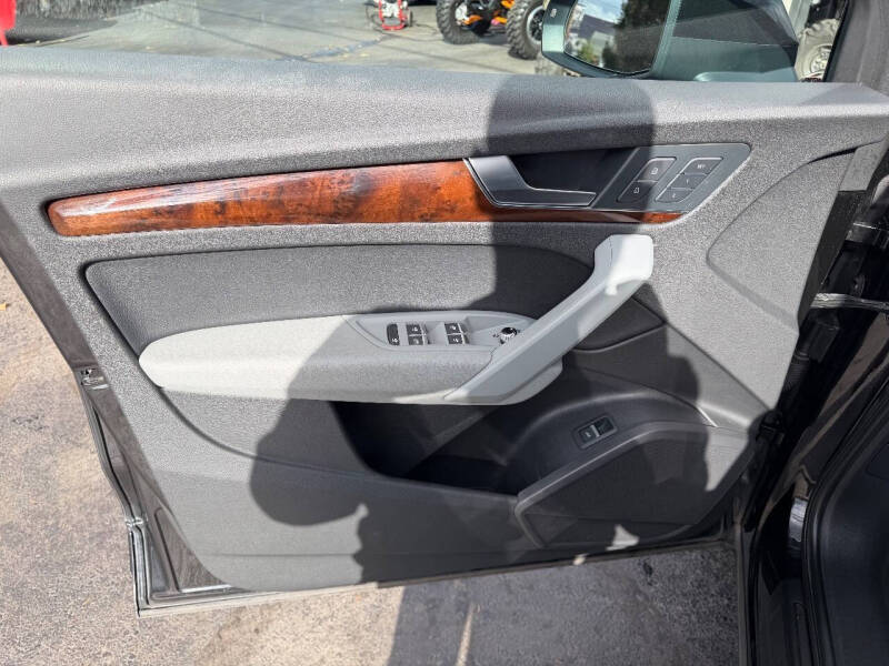 2018 Audi Q5 2.0T quattro Premium