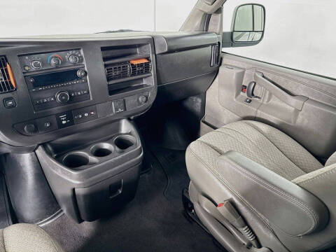 2023 Chevrolet Express LS 3500