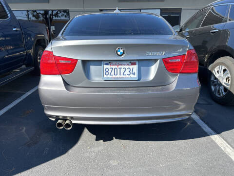 2011 BMW 3 Series 328i