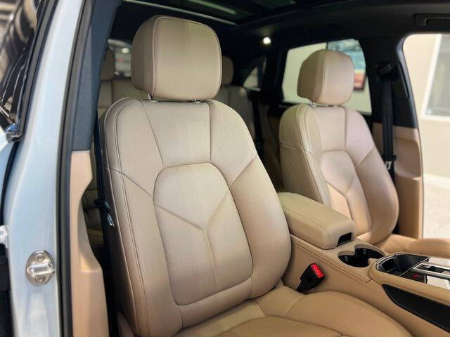 2023 Porsche Macan