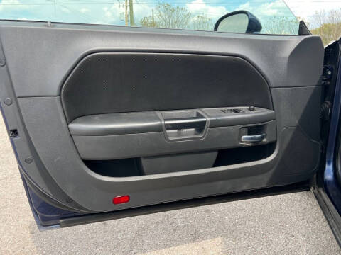 2013 Dodge Challenger SXT