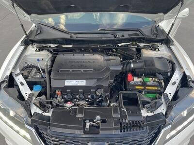 2015 Honda Accord EX-L V-6 photo 25