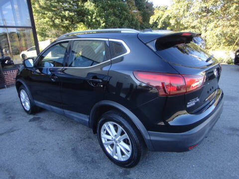 2018 Nissan Rogue Sport SV