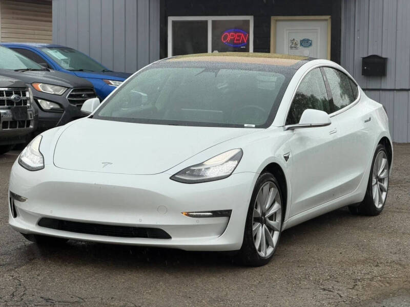 2018 Tesla Model 3 Long Range