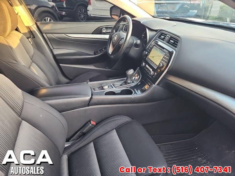 2017 Nissan Maxima