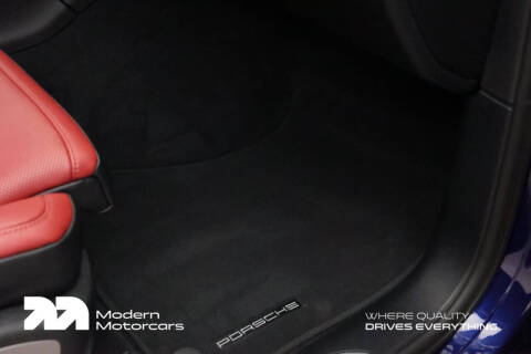 2025 Porsche Macan S