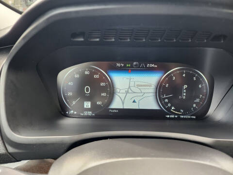 2017 Volvo XC90 T6 Momentum