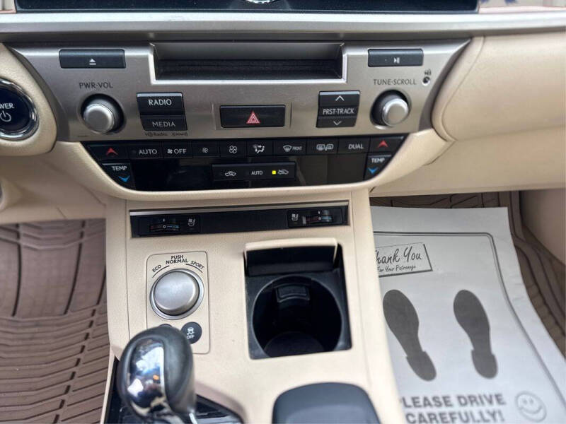 2014 Lexus ES 300h