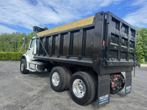 2005 Freightliner M2 112
