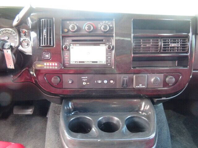 2018 GMC Savana 2500