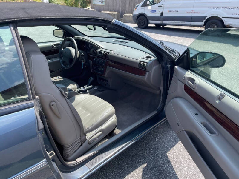 2002 Chrysler Sebring LXi