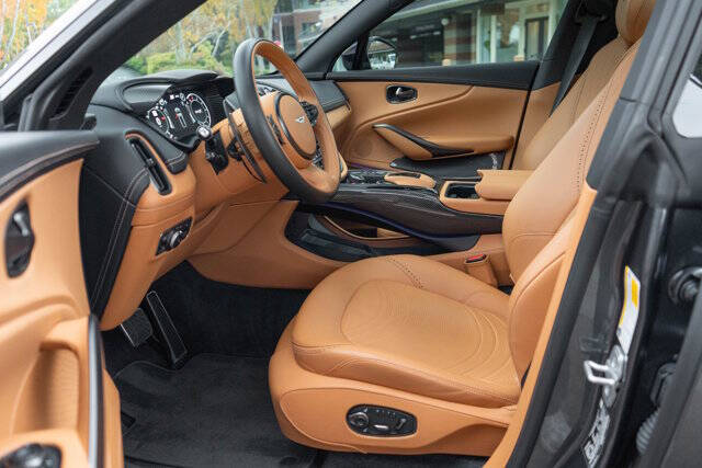 2024 Aston Martin DBX 707