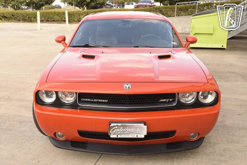 2008 Dodge Challenger SRT8