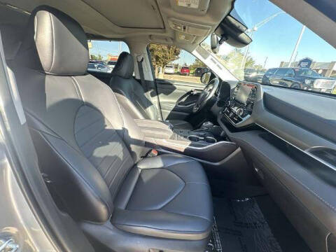 2021 Toyota Highlander Hybrid XLE