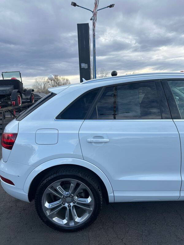 2015 Audi Q3 2.0T quattro Prestige