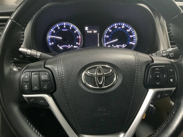 2018 Toyota Highlander LE