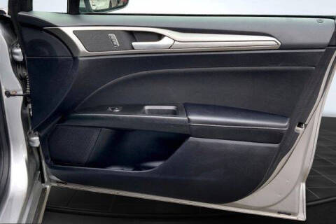 2020 Ford Fusion Hybrid SE