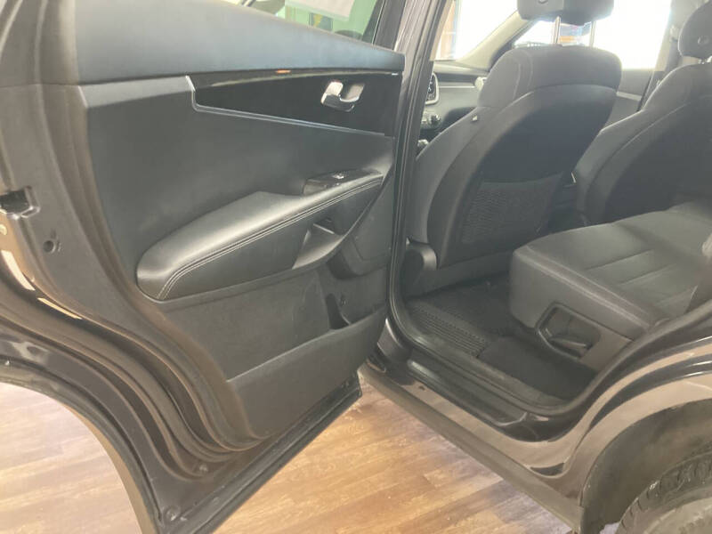 2018 Kia Sorento LX