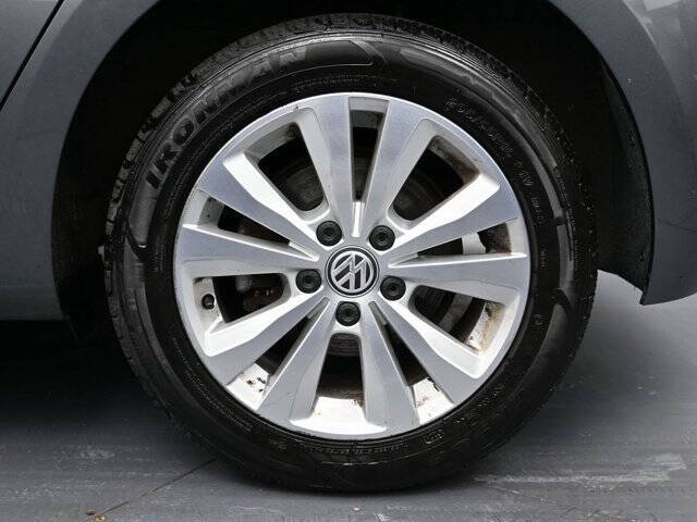 2021 Volkswagen Golf TSI