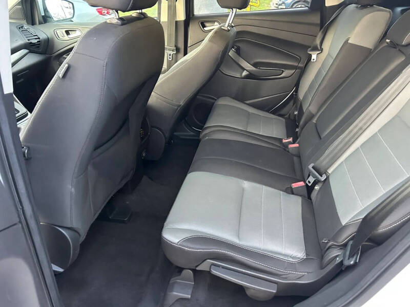2016 Ford Escape SE