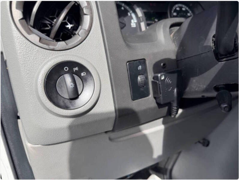 2013 Ford E-Series