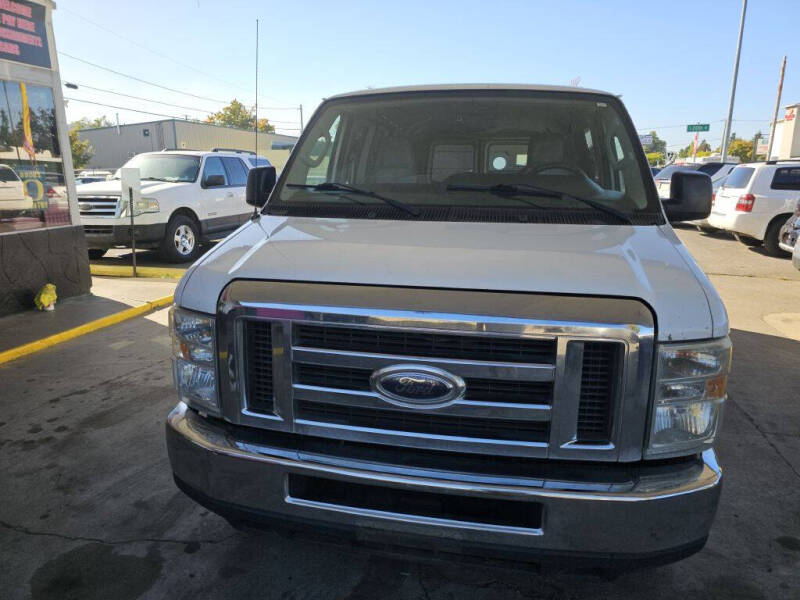 2013 Ford E-Series E-150 XL