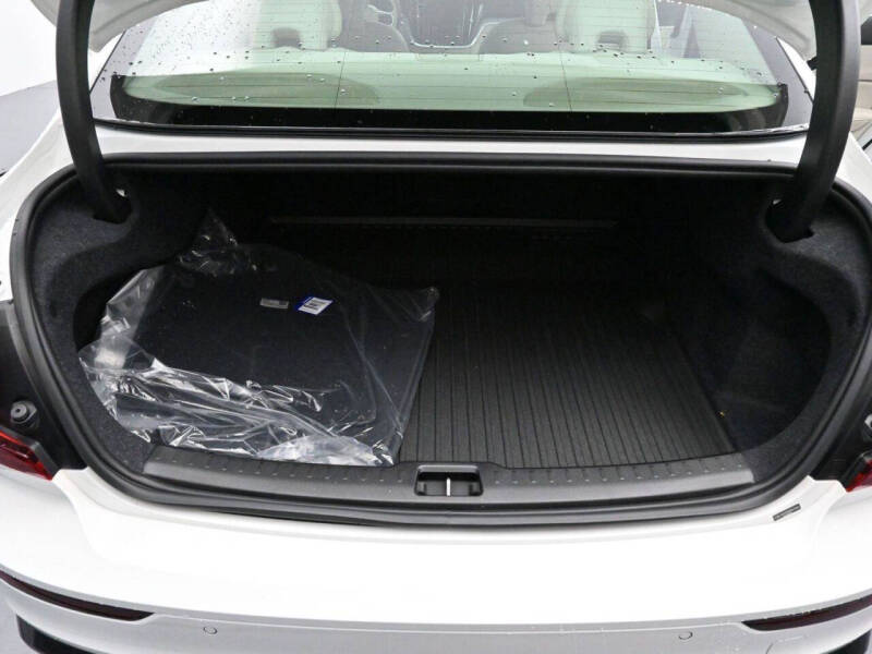 2025 Volvo S60 B5 Plus