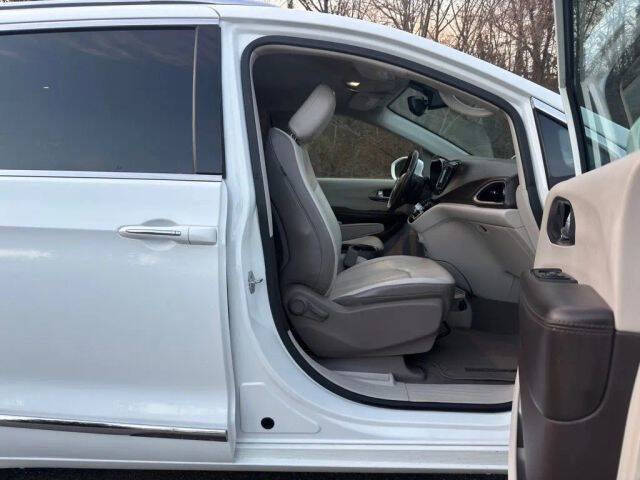 2018 Chrysler Pacifica Touring L